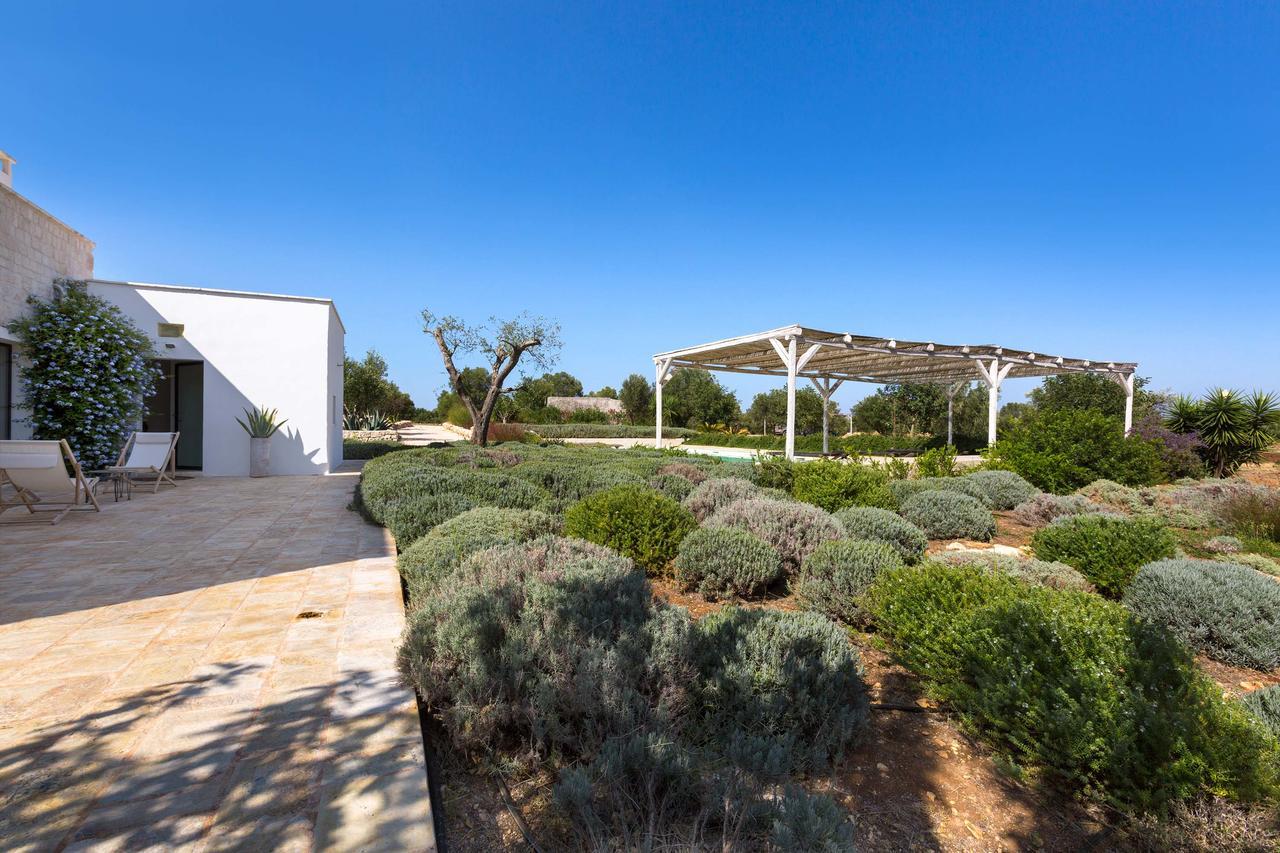 Casale Con Cipresso Villa Ostuni Buitenkant foto